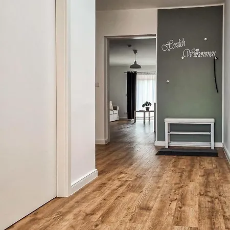 Pet Friendly In Passow Ot Charlottenho * Zahren